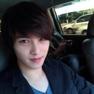 Jonghyun (CNBlue)