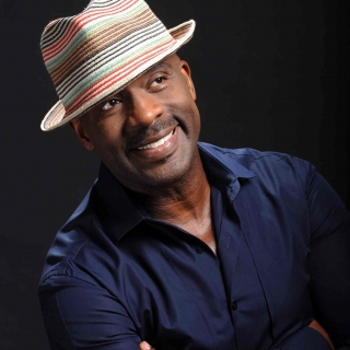 Bebe Winans