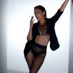 Jennifer Lopez nóng bỏng mắt với MV ngập tràn khoe mông