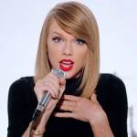 Taylor Swift khẳng định Out of the Woods không ám chỉ đến tình cũ