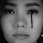 Minh Hằng khóc ra máu trong clip "nhá hàng" mới