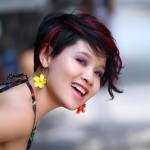 Mai Khôi: Hãy hôn nhau ở chốn đông người!