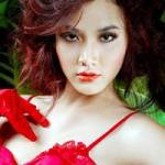 Trang Nhung bỏ show “cấm gái đoan trang”