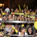 Big Bang "bạt vía" vì fan Việt