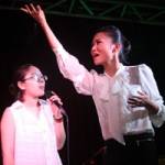 Học trò Thu Minh hăng say tập hát