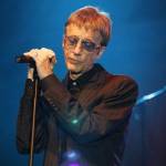 Robin Gibb của nhóm Bee Gees qua đời