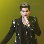 Adam Lambert ‘thổi lửa’ đêm đông Thượng Hải