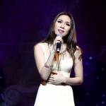 Mỹ Tâm vượt mặt' Hồ Ngọc Hà tại Làn Sóng Xanh 2012