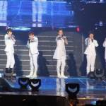 ShinHwa tái ngộ fan Nhật sau 4 năm xa cách
