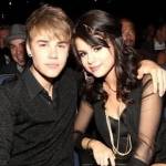Justin Bieber 'nã' điện thoại xin Selena quay lại