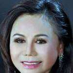 Danh ca Thanh Tuyền hội ngộ khán giả Việt