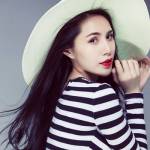 Thủy Tiên trở lại showbiz bằng ảnh khoe đường cong