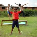 160 trẻ em nghèo ở Campuchia nhảy “Gangnam Style”