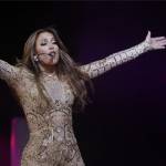 Jennifer Lopez hát 1 bài kiếm hơn 30 tỉ