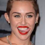 Miley vượt mặt One Direction, nắm trọn 2 kỉ lục YouTube