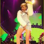 Hậu thất tình, Miley Cyrus nude gần như toàn bộ