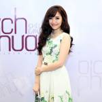 Bùi Bích Phương đẹp dịu dàng trong ngày ra mắt sản phẩm đầu tay