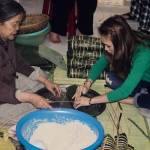 Mỹ Tâm đáng yêu gói bánh Tét và làm mứt đón Tết 