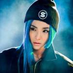 Dara 'hi sinh' mái tóc trước ngày trở lại của 2NE1