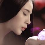 Thủy Tiên hóa hồ ly tinh trong MV "khủng"