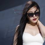 Hương Tràm khoe hình thể và vũ đạo trong album đầu tay