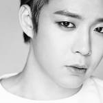 Yoochun "lộ" mặt béo trong clip nhá hàng của JYJ