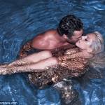 Lady Gaga nude với bạn trai dưới bể bơi