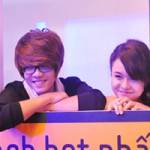Bùi Anh Tuấn thân mật bên Thái Trinh