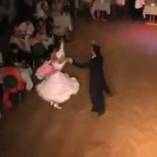 Dancesport: Điệu Viennese Waltz 2