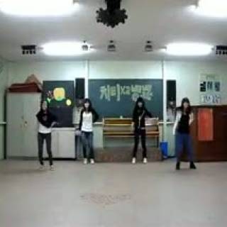 Chitty chitty bang bang dance (Lee Hyori)