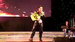 Ngọc Sơn Nhảy Gangnam Style (Live)