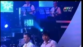 Nỗi Lòng Xa Xứ (Live) - Nguyễn Phi Hùng